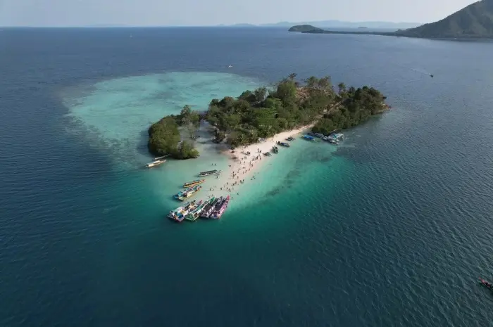 Beautiful and Exotic Beach Tourism in Lampung